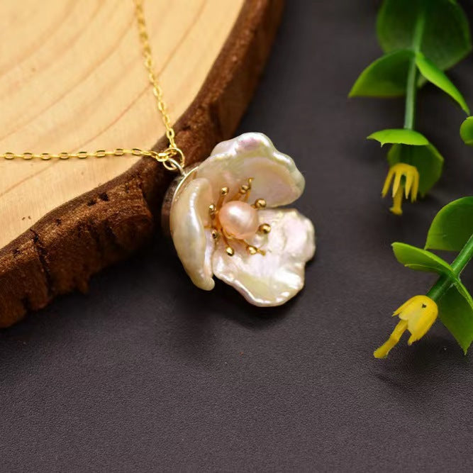 Genuine Freshwater Pearl Lucky Petals Necklace