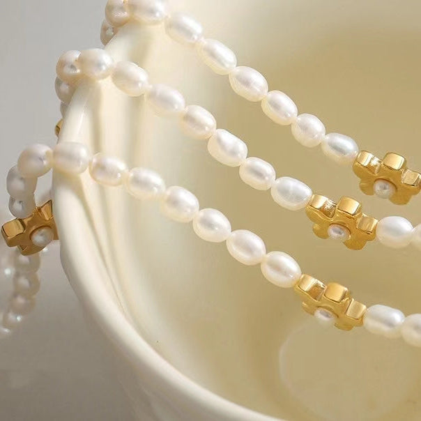 Genuine Freshwater Pearl Titanium Steel Daisy Necklace