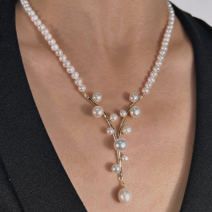 Genuine Freshwater Pearl Éblouissant Waltraud Necklace