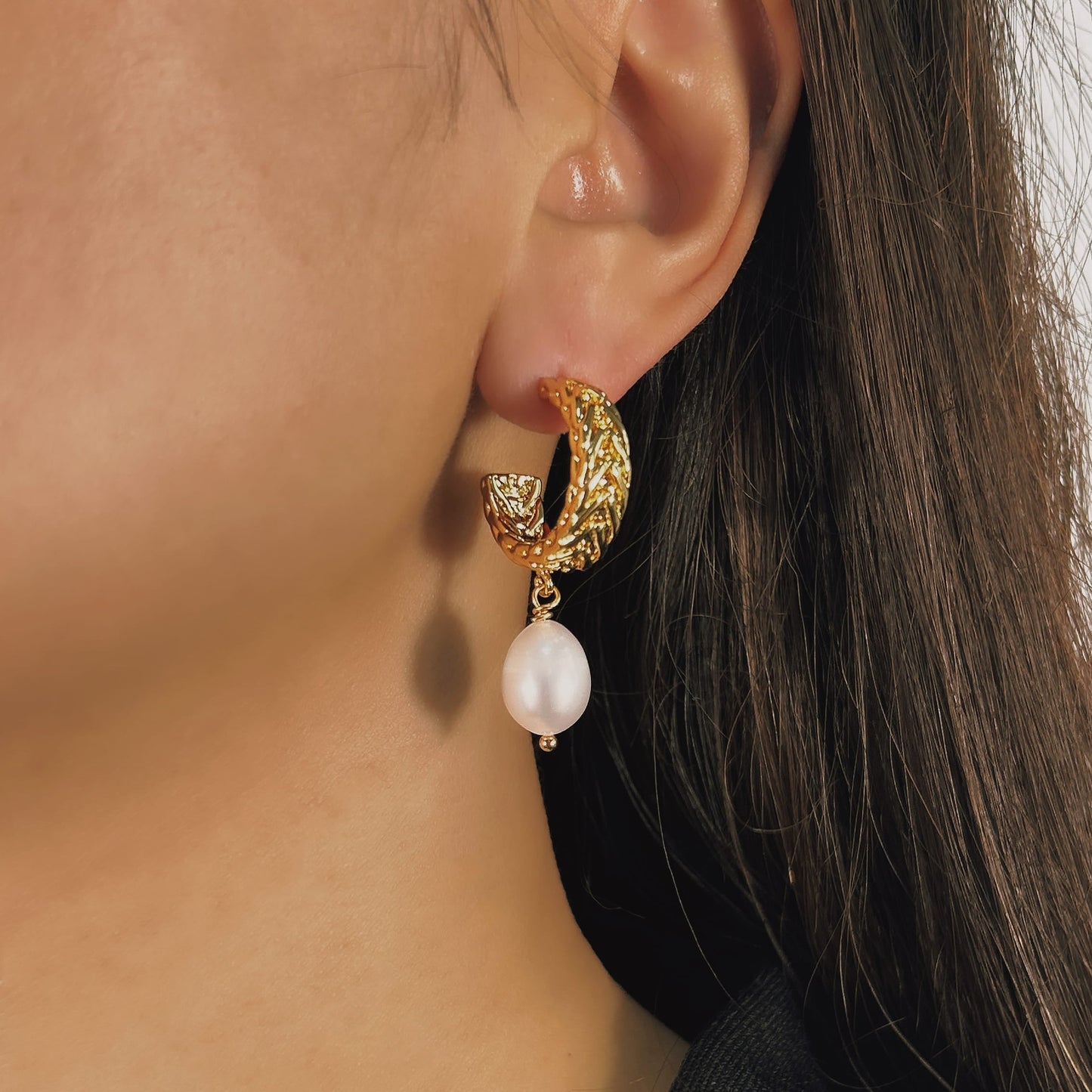 Genuine Freshwater Pearl Gloria Earring