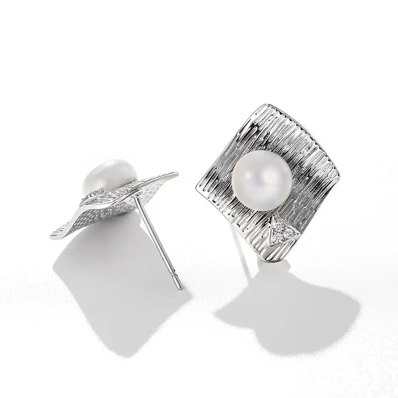 Genuine Freshwater Pearl Water Ripples Earrings