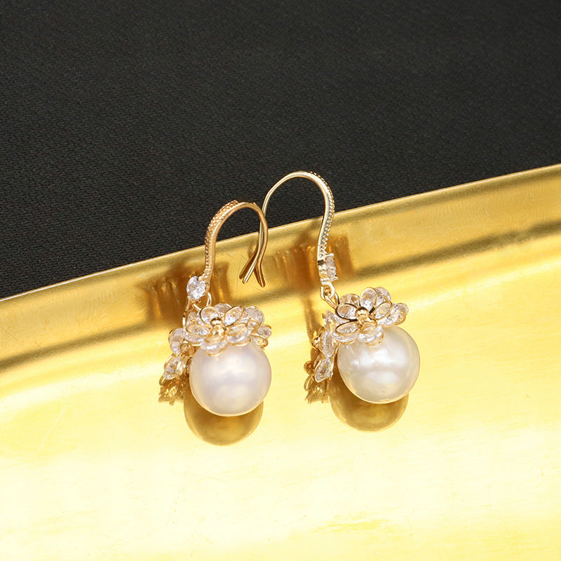 Genuine Freshwater Baroque Edison Pearl Freesia Earrings (Limited Edition)