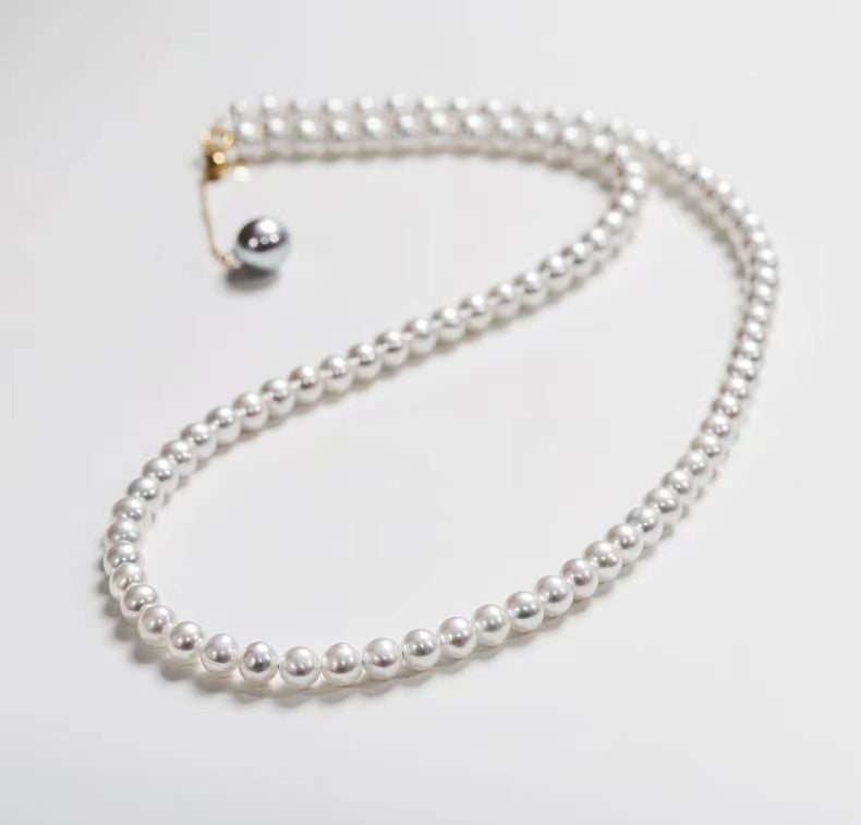 Solid 18K Gold Genuine Freshwater Pearl Phantom Voice Necklace