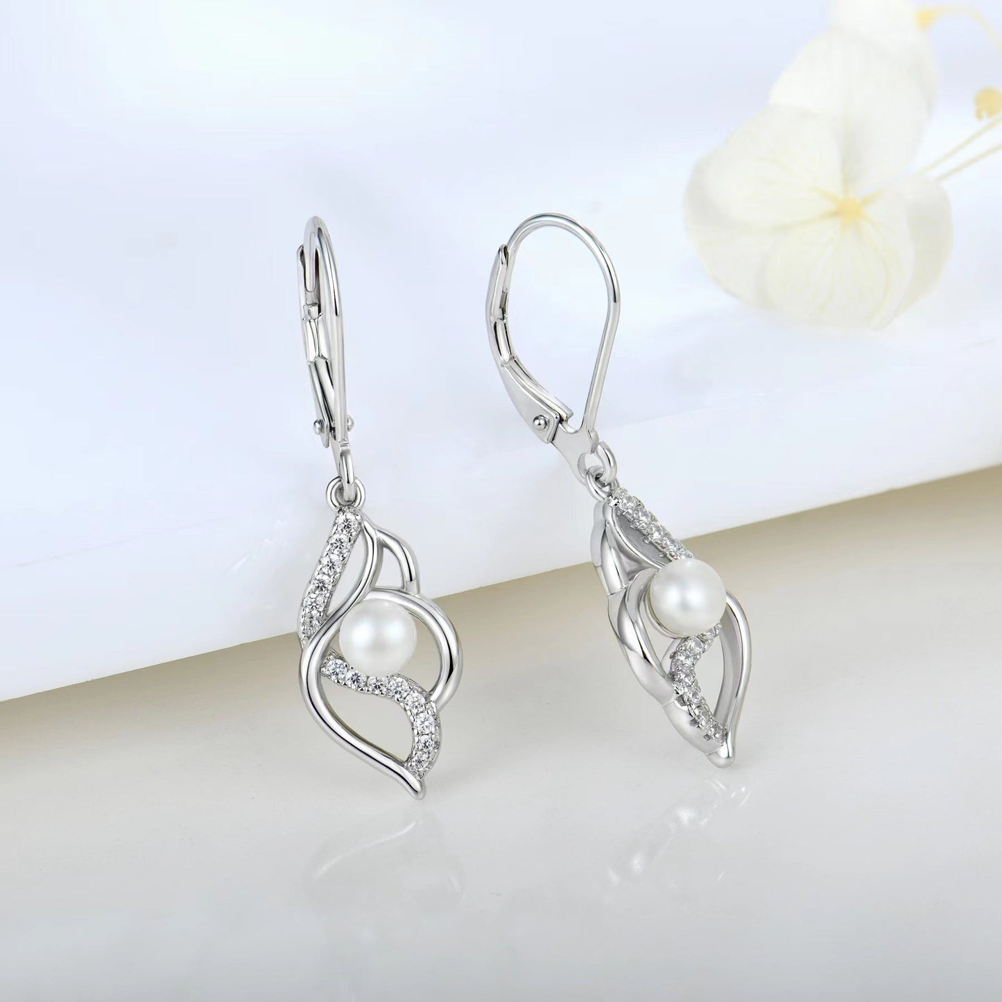 S925 Silver Genuine Freshwater Pearl Diamond Twist Earrings