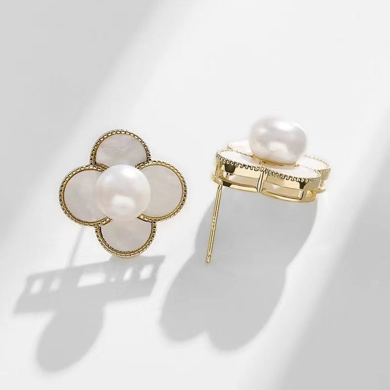 Genuine Freshwater Pearl Clover Earrings